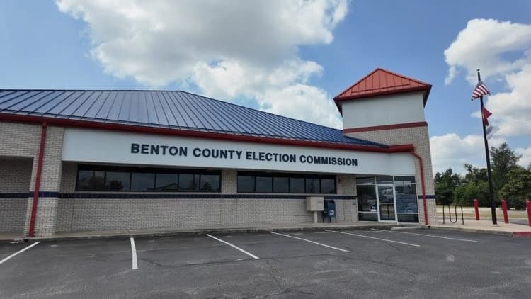 Why Austin McCollum remains in the Benton County judge ...