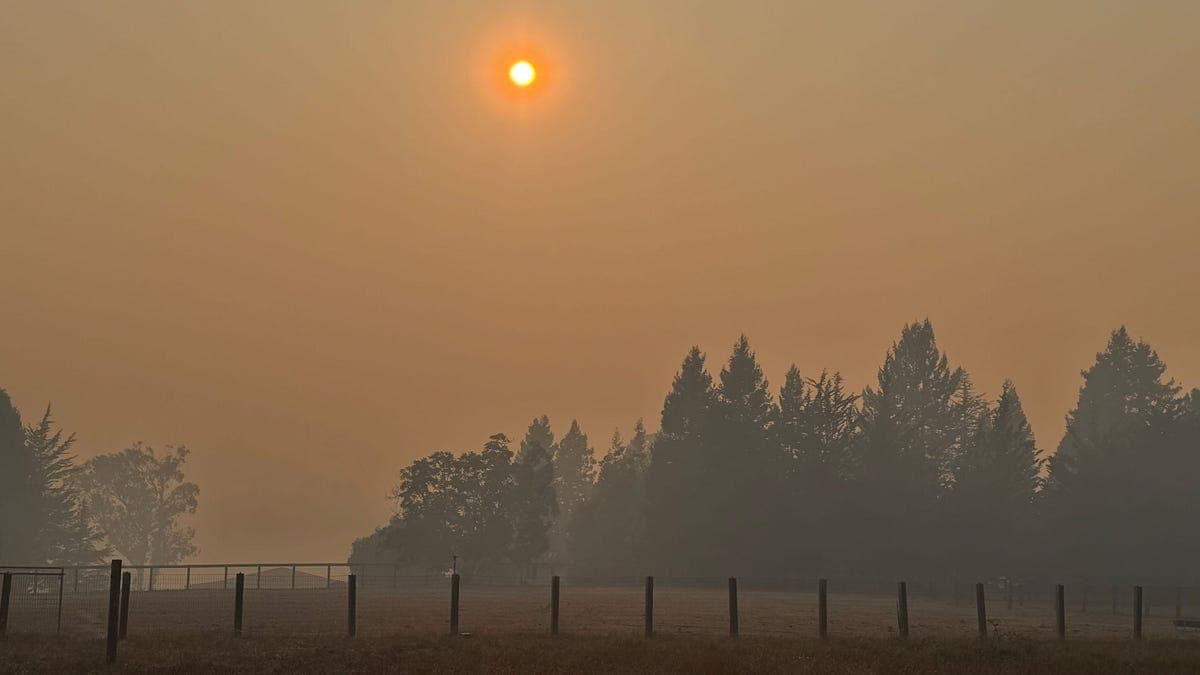 Sebastopol Air Quality Crisis – AQI Over 1,000 (Woodside Fire Smoke) – Corrected: Actual Peak AQI 430, Air Quality Cleared