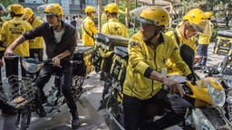China's Gig Workers Reject 'Welfare' Label