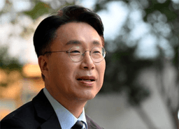 North Korea Shuts the Door, Vowing to Draw Borders by Force