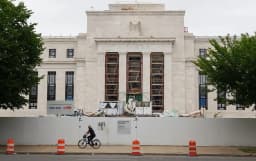 Gold prices steady as Fed rate fears offset geopolitical ...