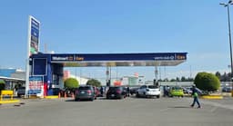 War-Resilient Walmart Says Shoppers are Still Pulling up to the Gas Pumps - TipRanks.com