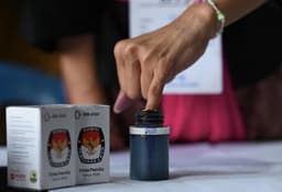 Party leaders begin talk on election law revision, weigh higher ...