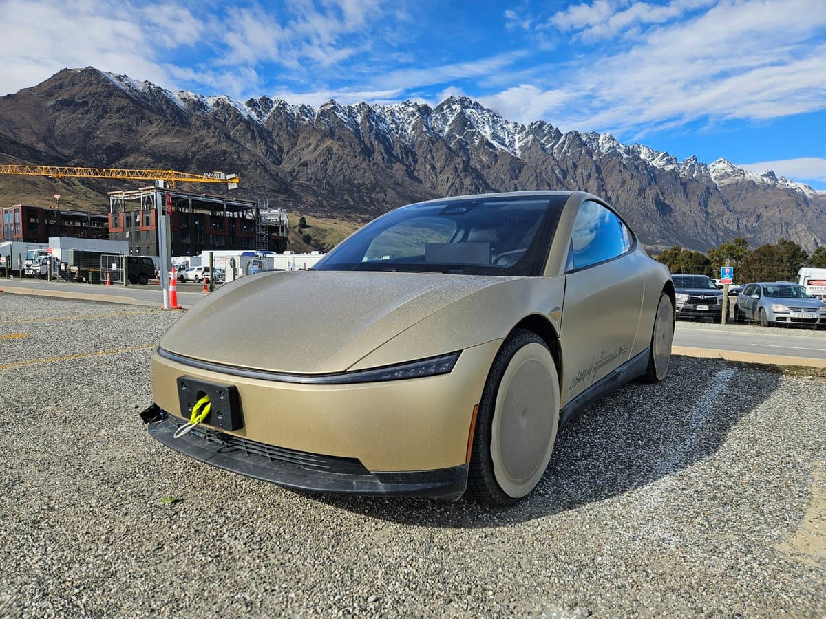 Tesla Cybercab Winter Testing in New Zealand