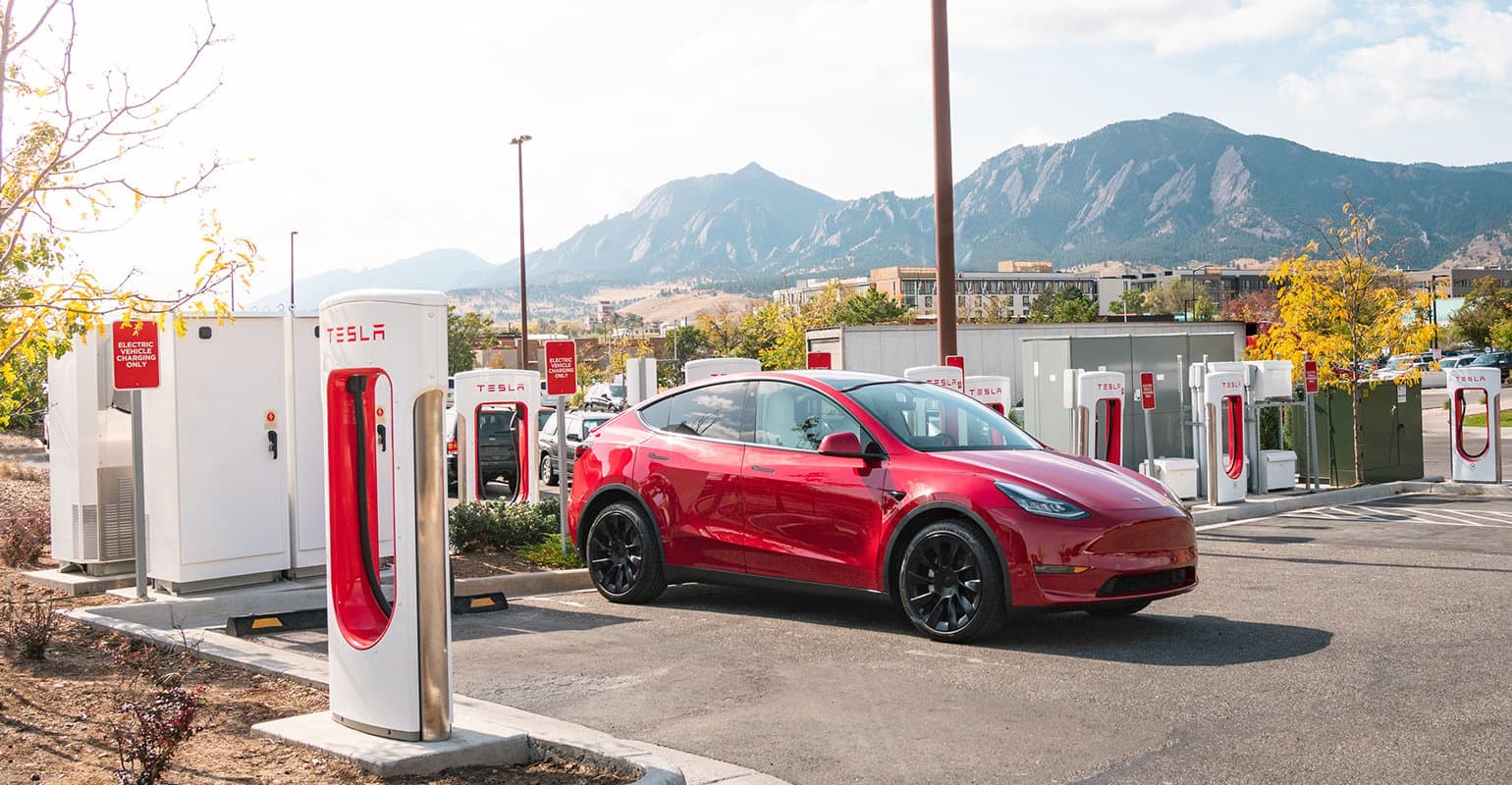 Report: Supercharging Doesn't Degrade Tesla Battery Life