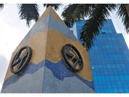 L&T enters auto electronics with a Rs5,000 crore cheque