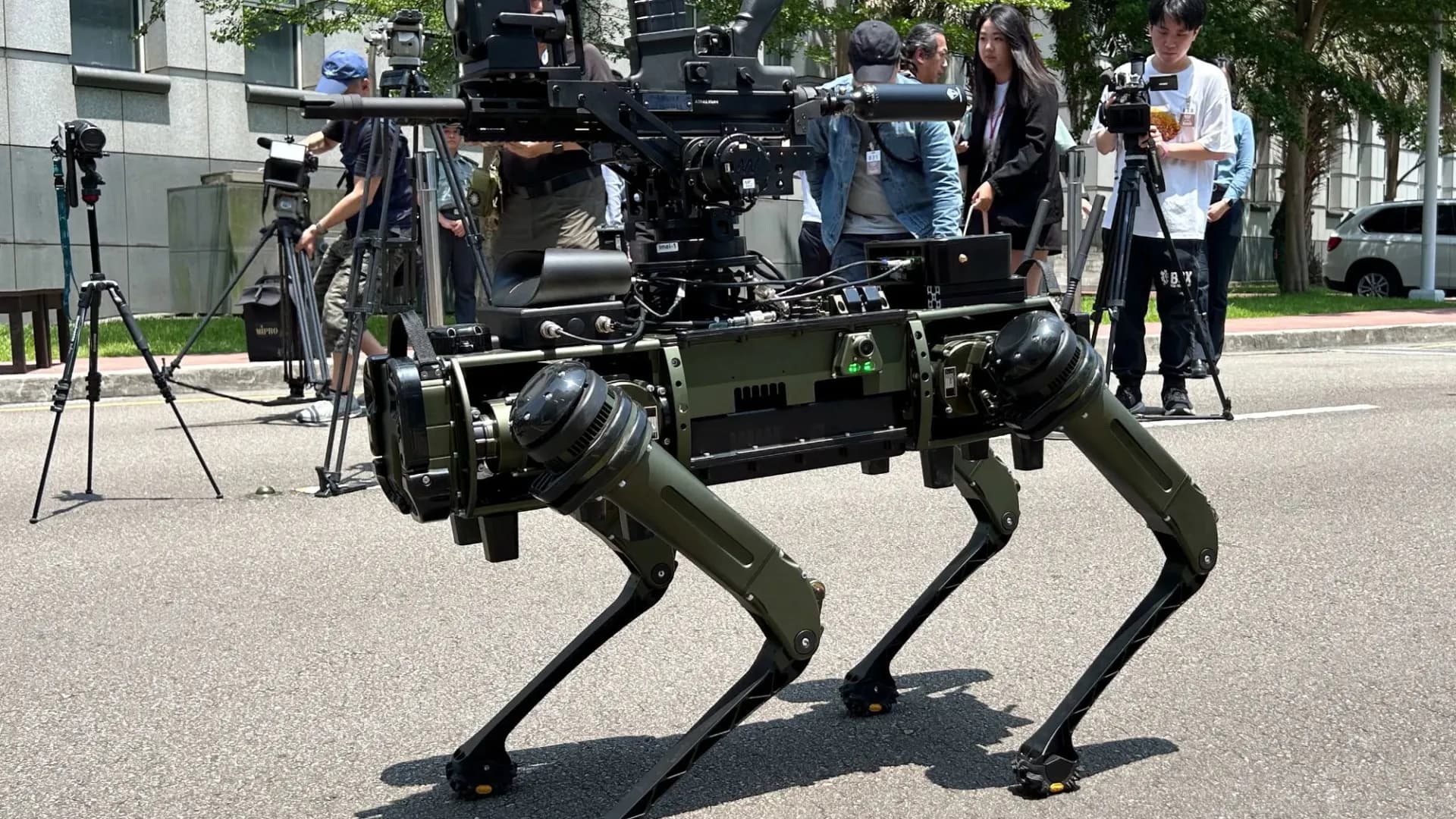 Terrifying pack of machine gun-toting killer robot dogs could guard Taiwanese islands from Chinese invasion force
