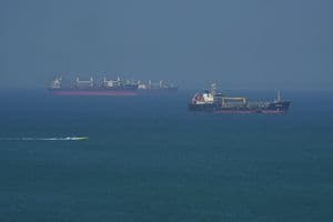Oil prices fall as Saudi Arabia reroutes crude through Oman - Quartz