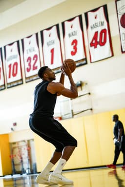 @MiamiHEAT: He fits right in https://t.co/bs6J0nAqgJ