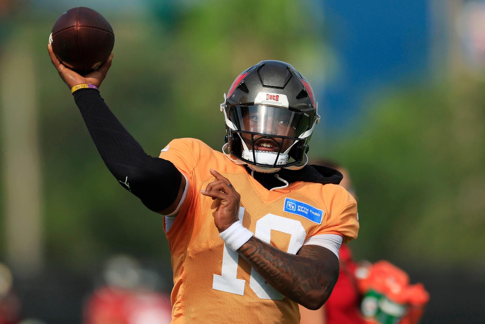 Isaiah Marshall Named Starter As Jalon Daniels Pushes For ...