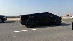 Tesla Brings Grok Assistant to UAE Cars via OTA Update