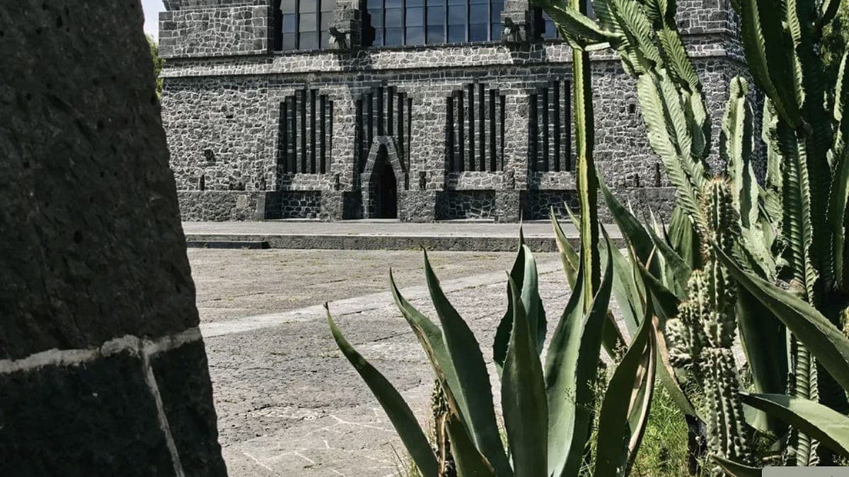 Diego Rivera Museum Contains Pre-Columbian Artifacts in MX