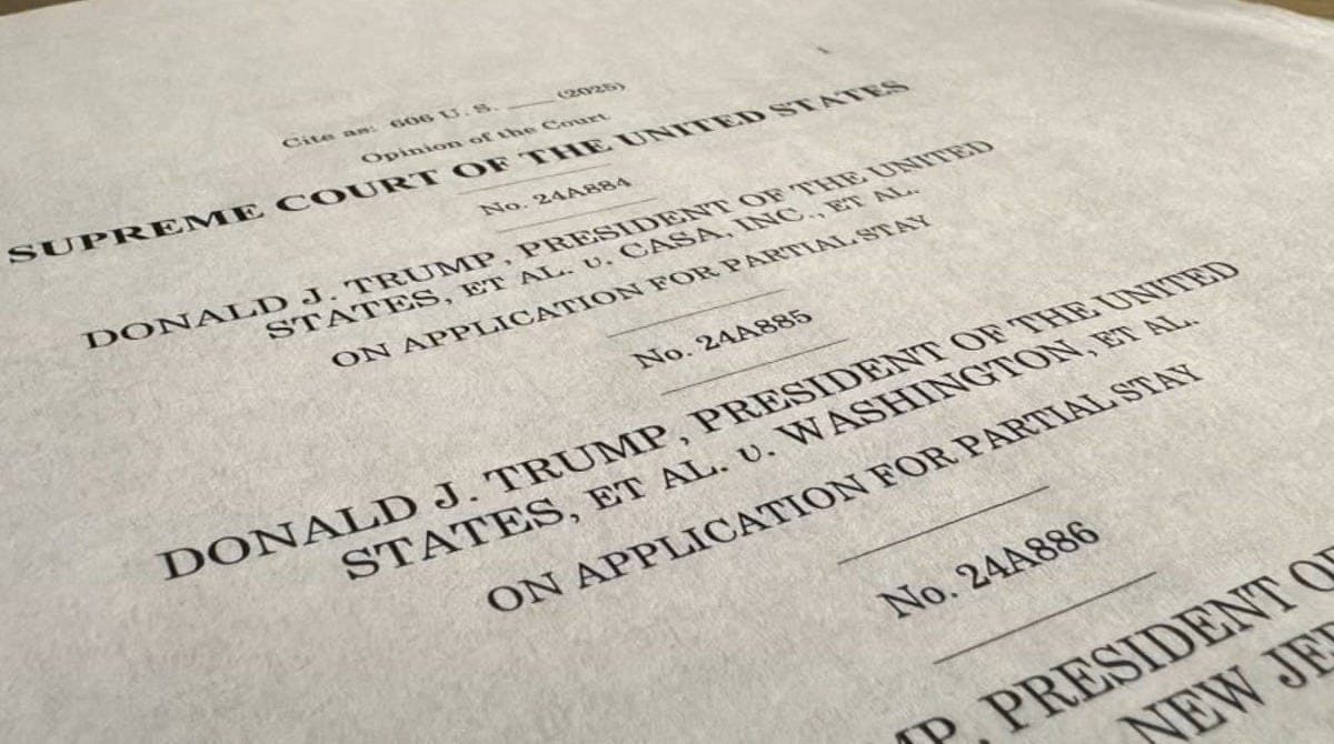 Supreme Court Blocks Trump Birthright Citizenship Order as Fight Moves to Congress