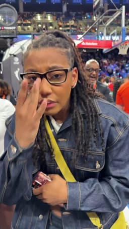 @WNBA: In the words of KK Arnold, "Azzi popping" 😂😂😂

@StateFarm | #StateFarm3PT https://t.co/uwwfnr2Wu3