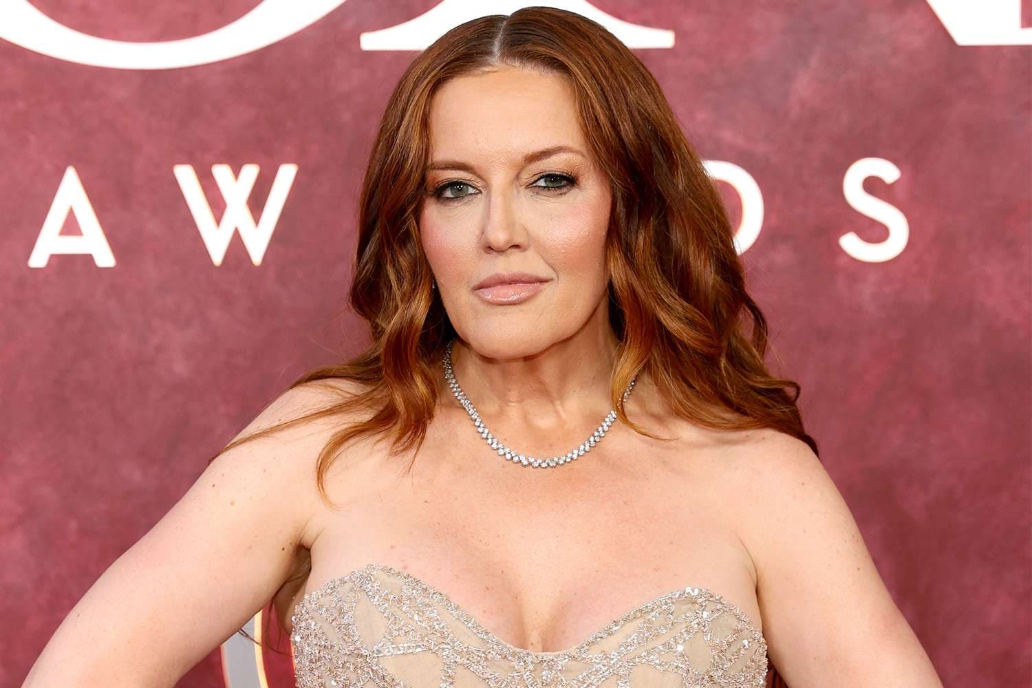 Jennifer Simard to Replace Ana Gasteyer in Broadway's “ ...