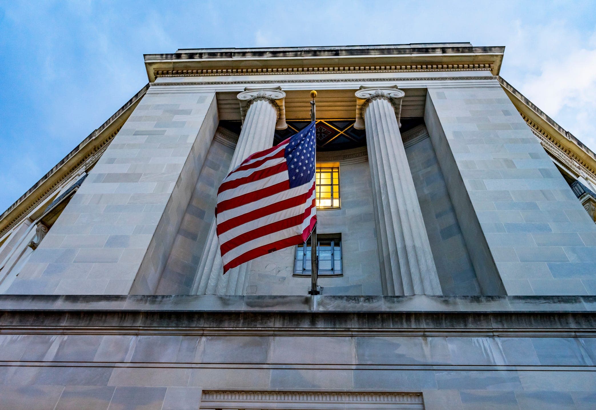 The Right Path to a New Generation of Public Servants
