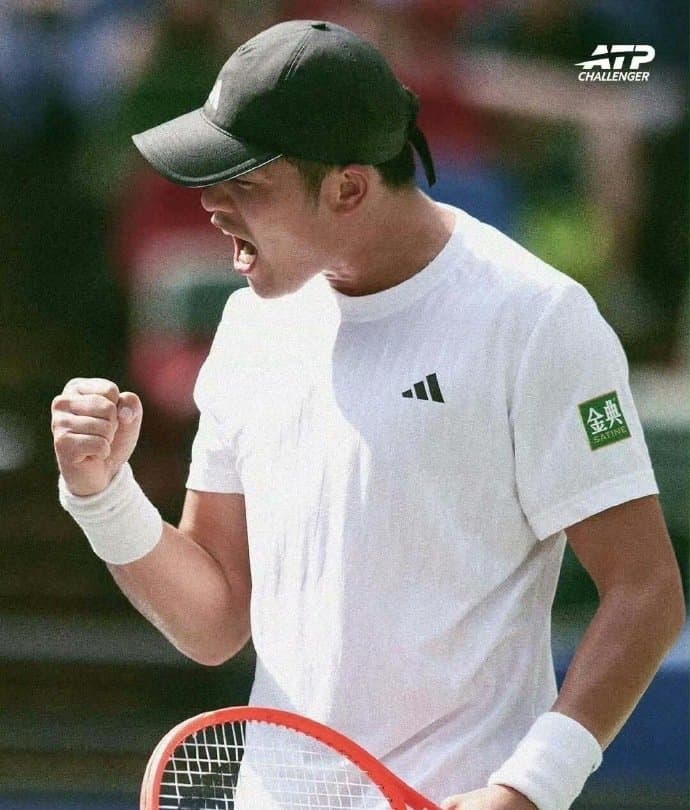 多场决赛即将开打，吴易昺张帅有望争冠！|男单决赛|法网|半决赛|阿尔卡拉斯|辛纳_新浪新闻