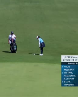@LPGA: Minami Katsu starts off our Friday coverage strong with a chip in birdie 💪

Tune in now on @GolfChan...