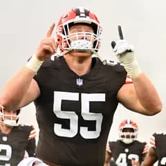Ravens sign C Ethan Pocic, potentially filling their most ...