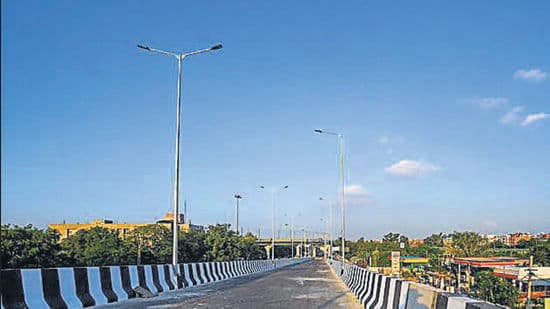 PWD sets timelines for work on Zakhira, Seelampur flyovers