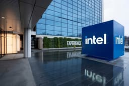 Intel’s 14.2 Billion Repurchase of Ireland Factory: Does It Show Intel’s Financial Alarm Is Being Lifted?