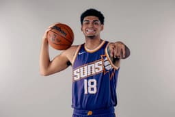 Suns' Koa Peat gives teammate Devin Booker ultimate ...