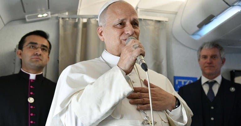 Pope Leo Defies Trump, Pushes Peace Message as Iran War Tensions Surge