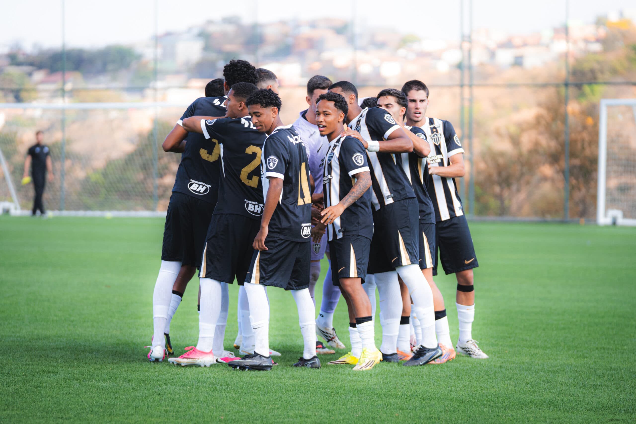 Base do Atlético terá sábado movimentado pelos Estaduais