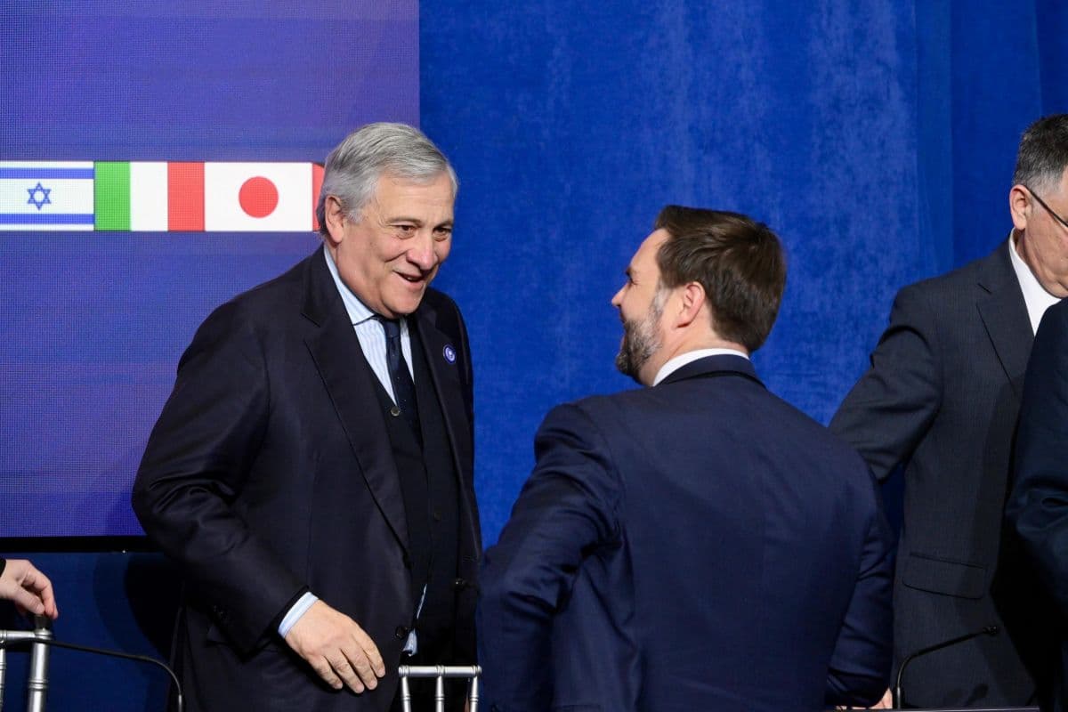 
	Dazi e cappellino Maga, Tajani stretto tra Trump e l’Europa
