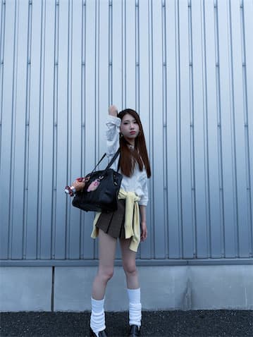 16歳JKモデル・こいろん、平成ギャルっぽ"制服姿"を公開「超 ...