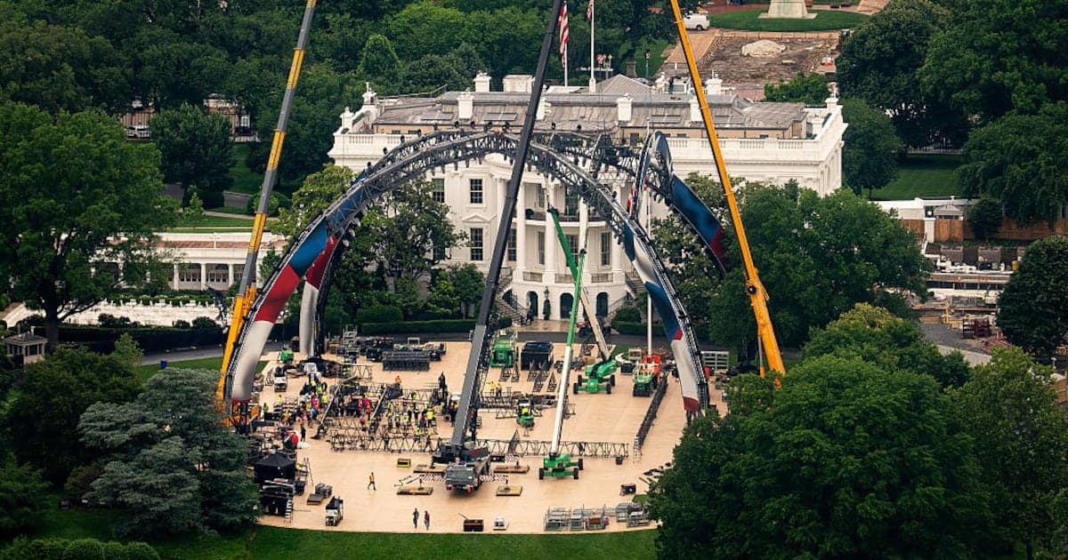 UFC’s massive ‘claw’ for White House card drawing headlines as construction starts