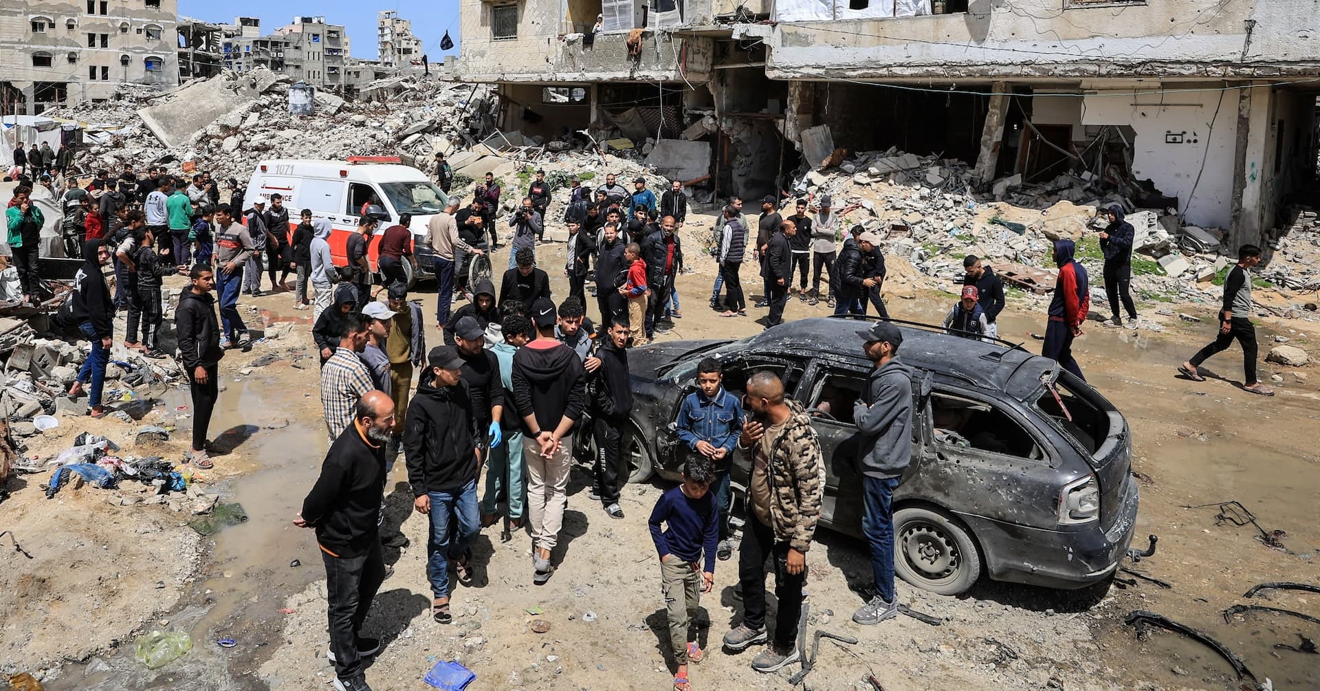 Israeli airstrike kills at least 10 near Gaza school as ceasefire strains | Reuters