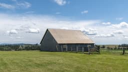 This 1910 Idaho Barn Was Transformed Into a Cozy Family Retreat