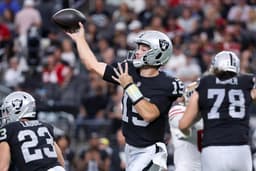 Klint Kubiak won't commit to naming the starting QB