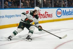 Wild, Mammoth clash for Central Division supremacy