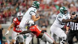 Phillip Daniels, Zion Gradydoubtful for Illinois clash
