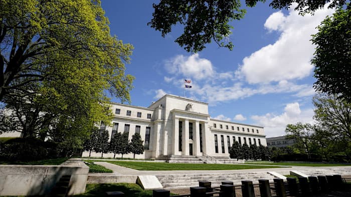 Will the Fed minutes reveal any forward guidance?