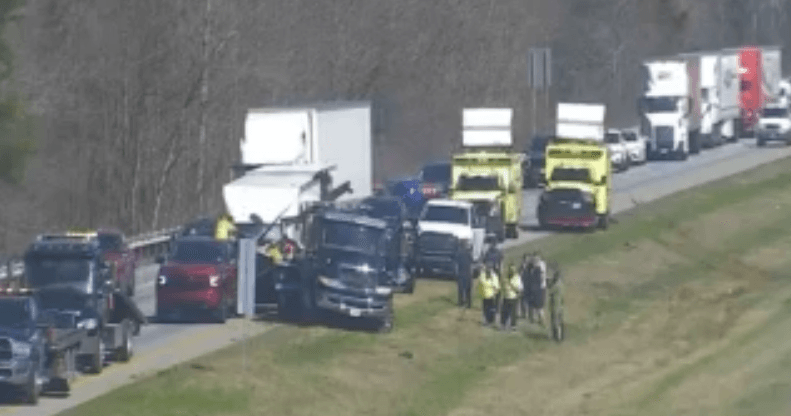 Multi-Vehicle Crash on I-24 Westbound - Traffic Alert | Local News | local3news.com