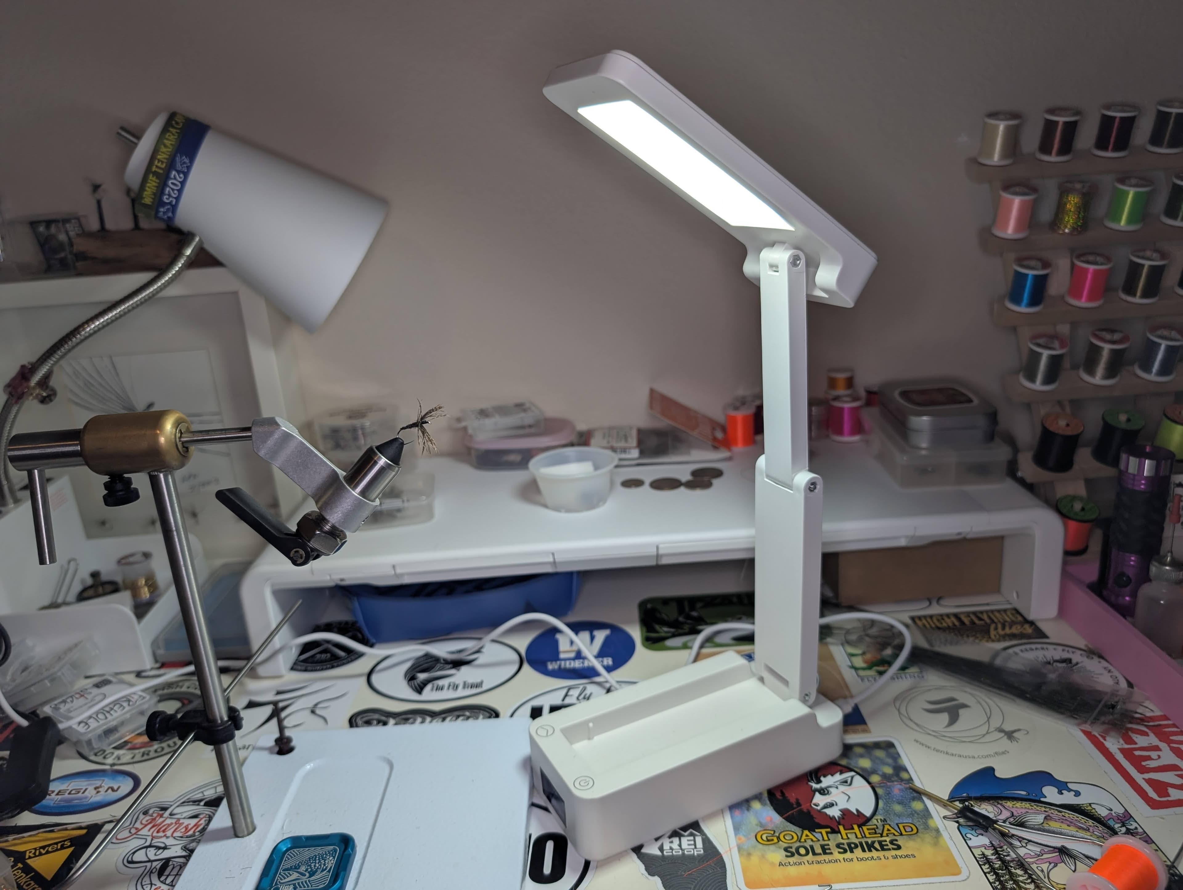 ESZ Ultra-Portable LED Fly Tying Lamp - Initial Thoughts