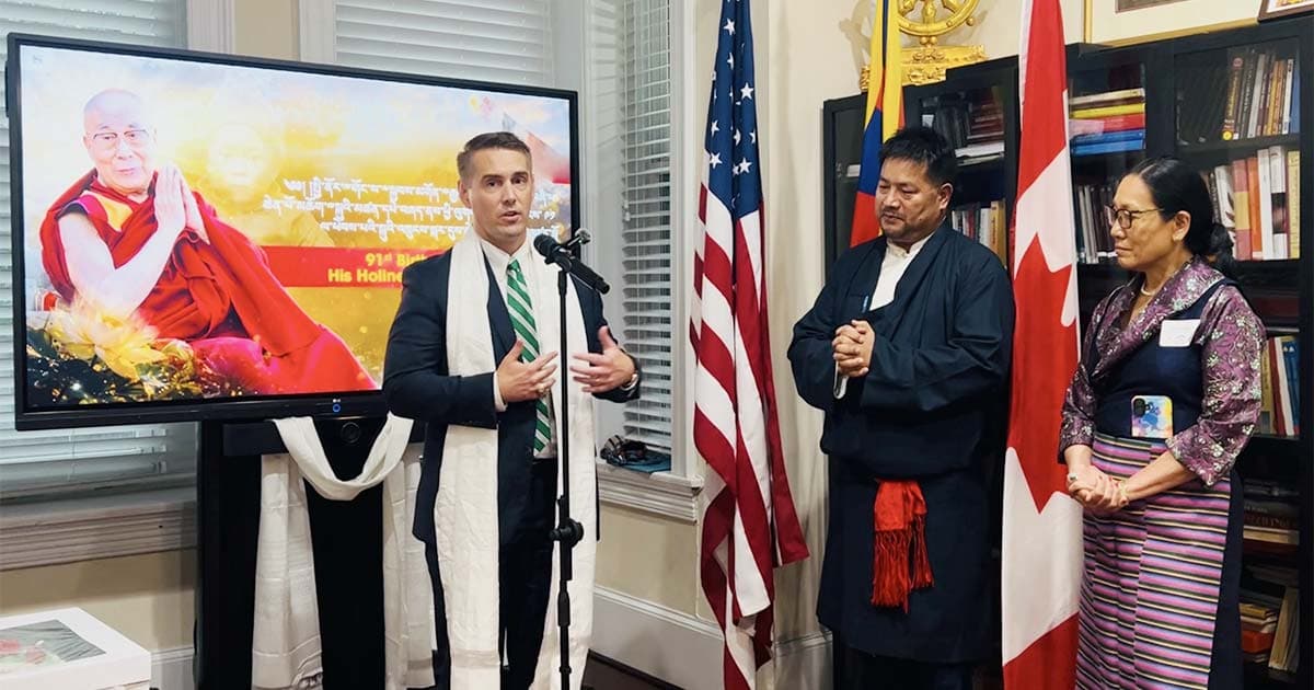 US Special Coordinator for Tibetan Issues honors Dalai ...