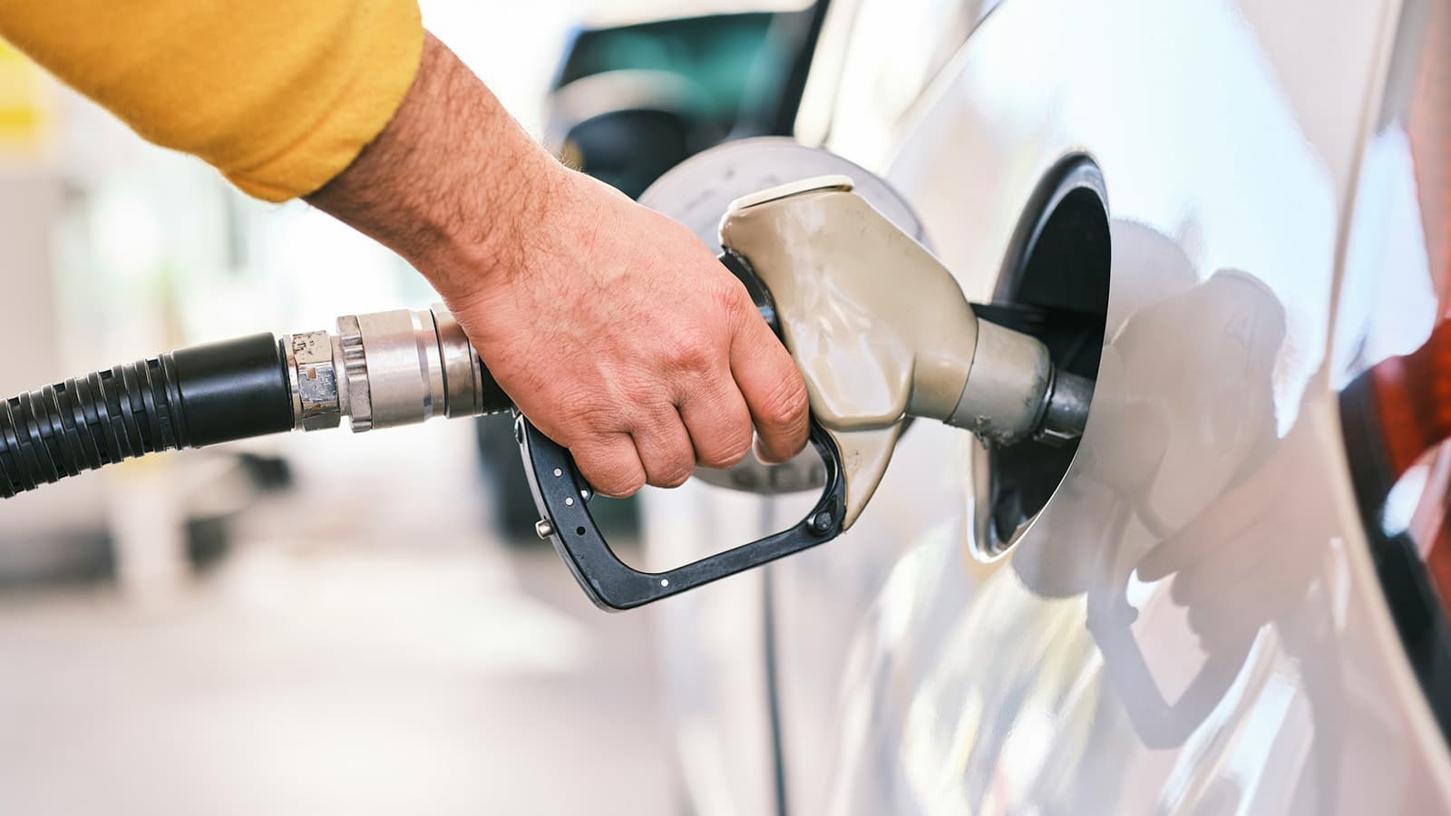How to save money on fuel while still earning points in 2026 - Point Hacks