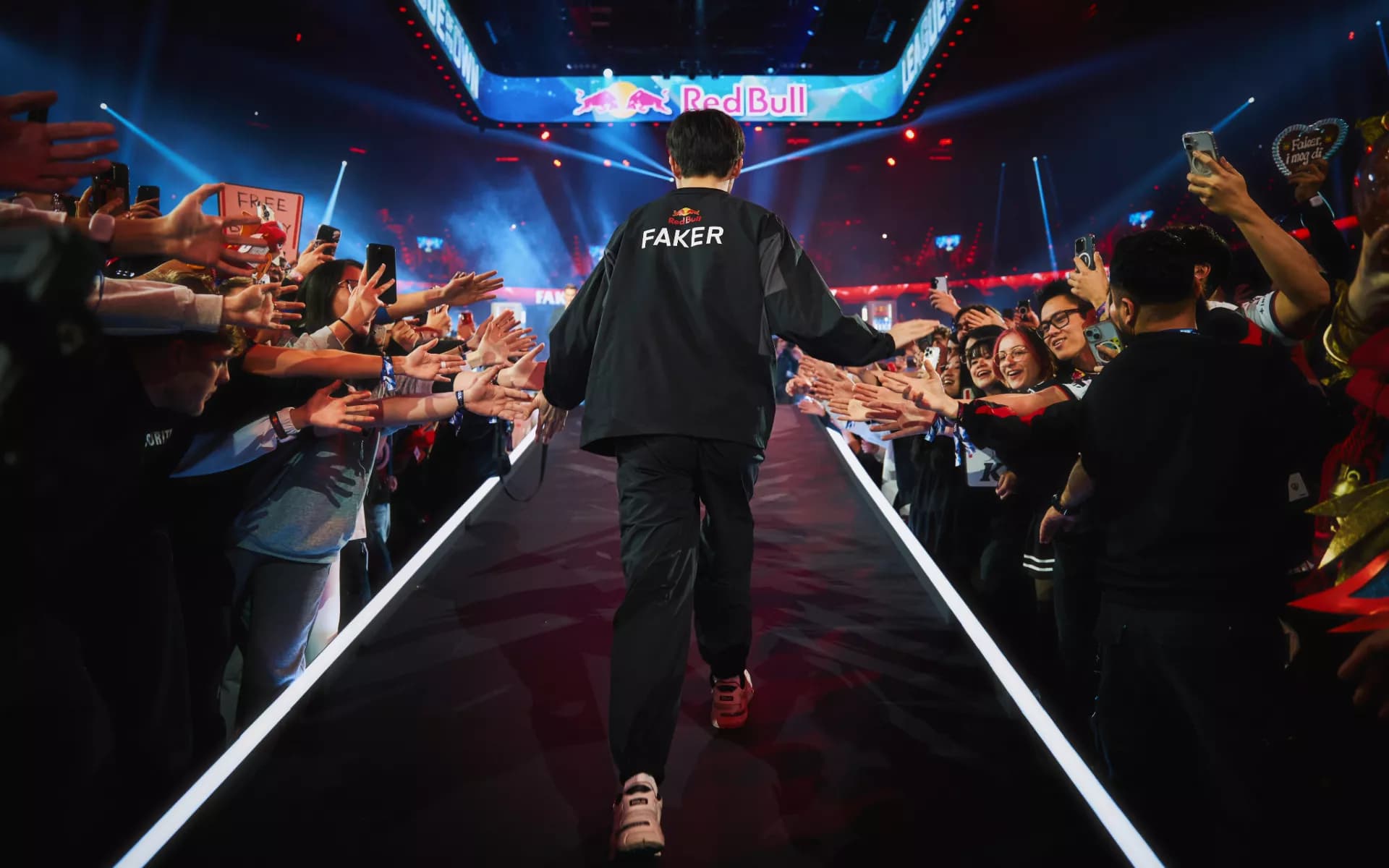 Faker Returns to Worlds 2026 Chasing History - Blog