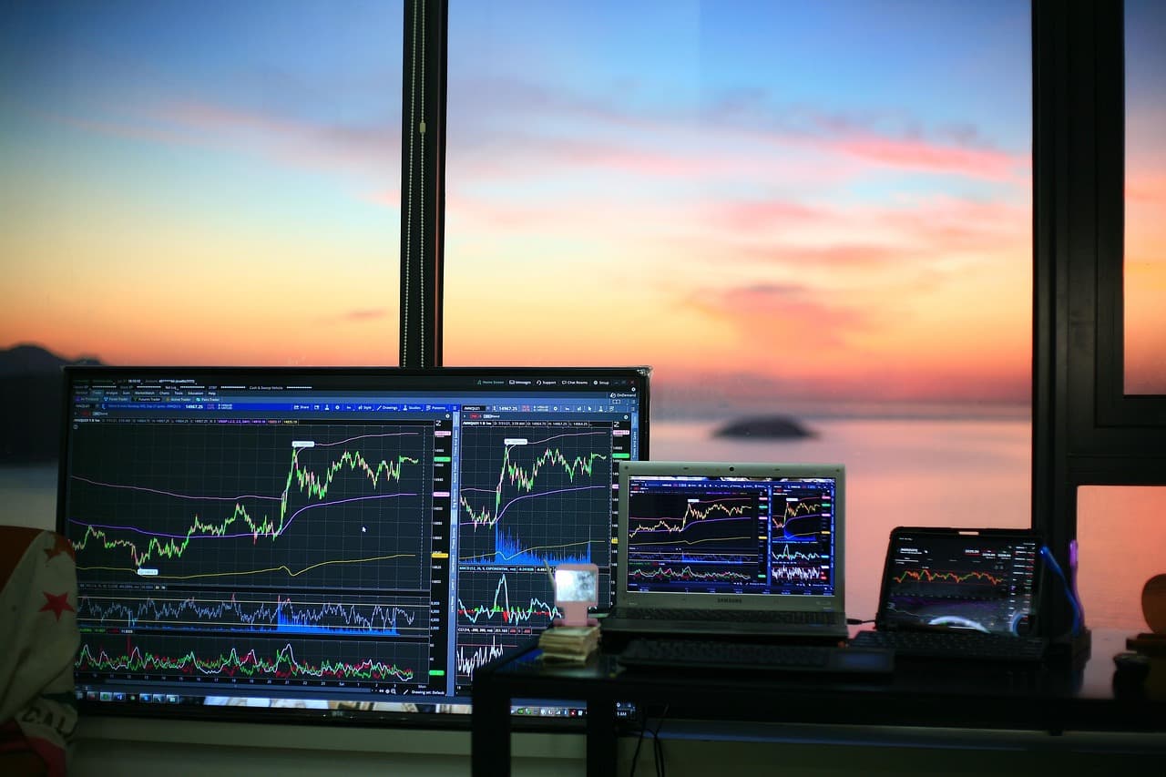 Anthropic IPO Filing Imminent – Could Top SpaceX Record
