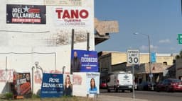 Neutral campaign signs in South Texas are a strategy for the midterms