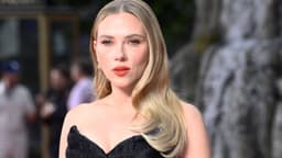 Scarlett Johansson's New Netflix Sci-Fi Movie Unveils The Alien ...