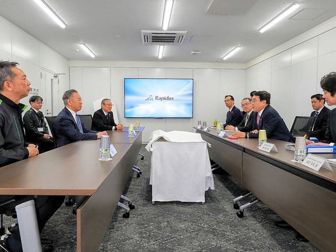 ****Nebius/CoreWeave Nvidia $2B + $4.33B debt/$4B funding Meta/MSFT/Amazon $200B confirmed $7-9B ARR $16-20B capex + $2T infra race/Foxconn + Firmus $505M + Aria $125M + Portsmouth DC + Marvell NVLink + new factories + SiFive $400M RISC-V + MSFT Canada/Japan DCs + DC backlash + Eaton/Refiant power + Nava $22M APAC + Japan Rapidus $16B + TSMC CAGR****