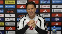 Watch Gareth Taylor preview Man Utd v LFC Women