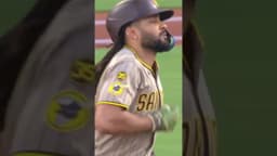 Jac Caglianone gets up to take one away from Fernando Tatis Jr. 😱