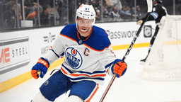McDavid gets five points to extend season-opening streak ...