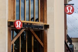 lululemon: I'm Not Calling The Bottom Yet (NASDAQ:LULU)